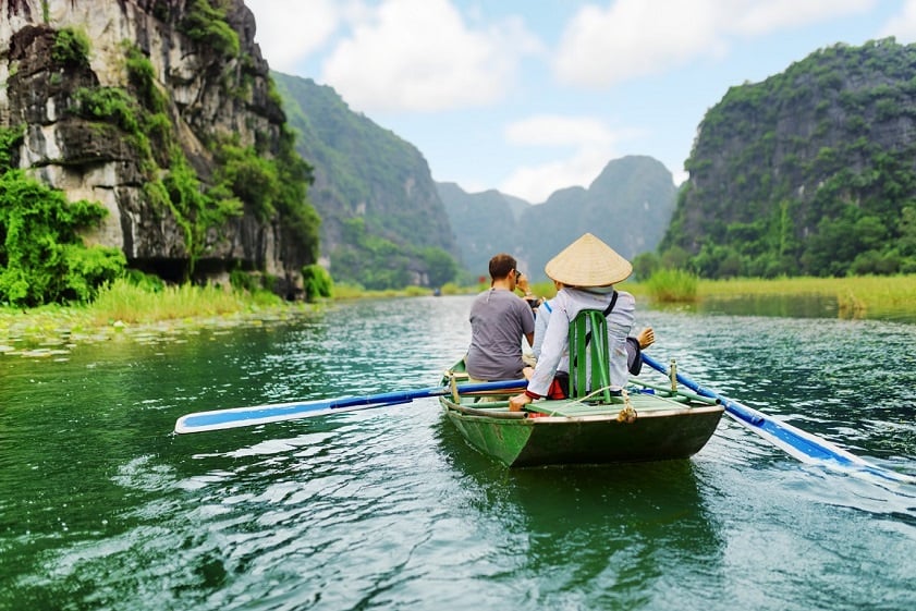 How Sustainable Travel Habits Help Preserve Natural Destinations